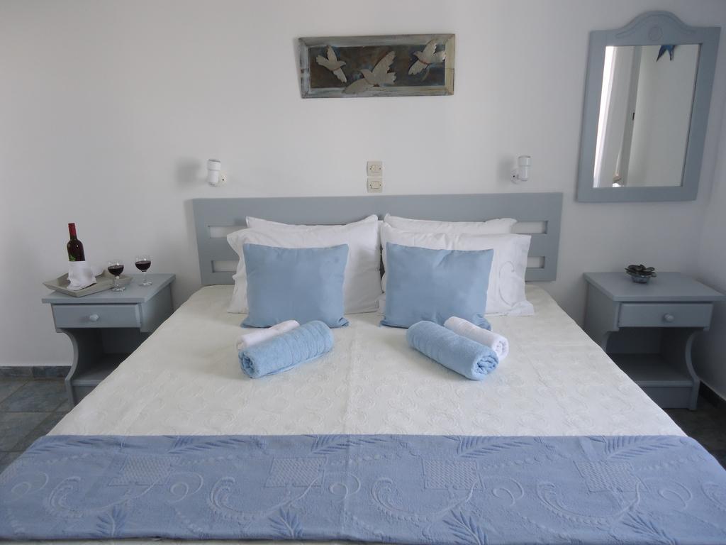 Vavanos Studios Naoussa Zimmer foto