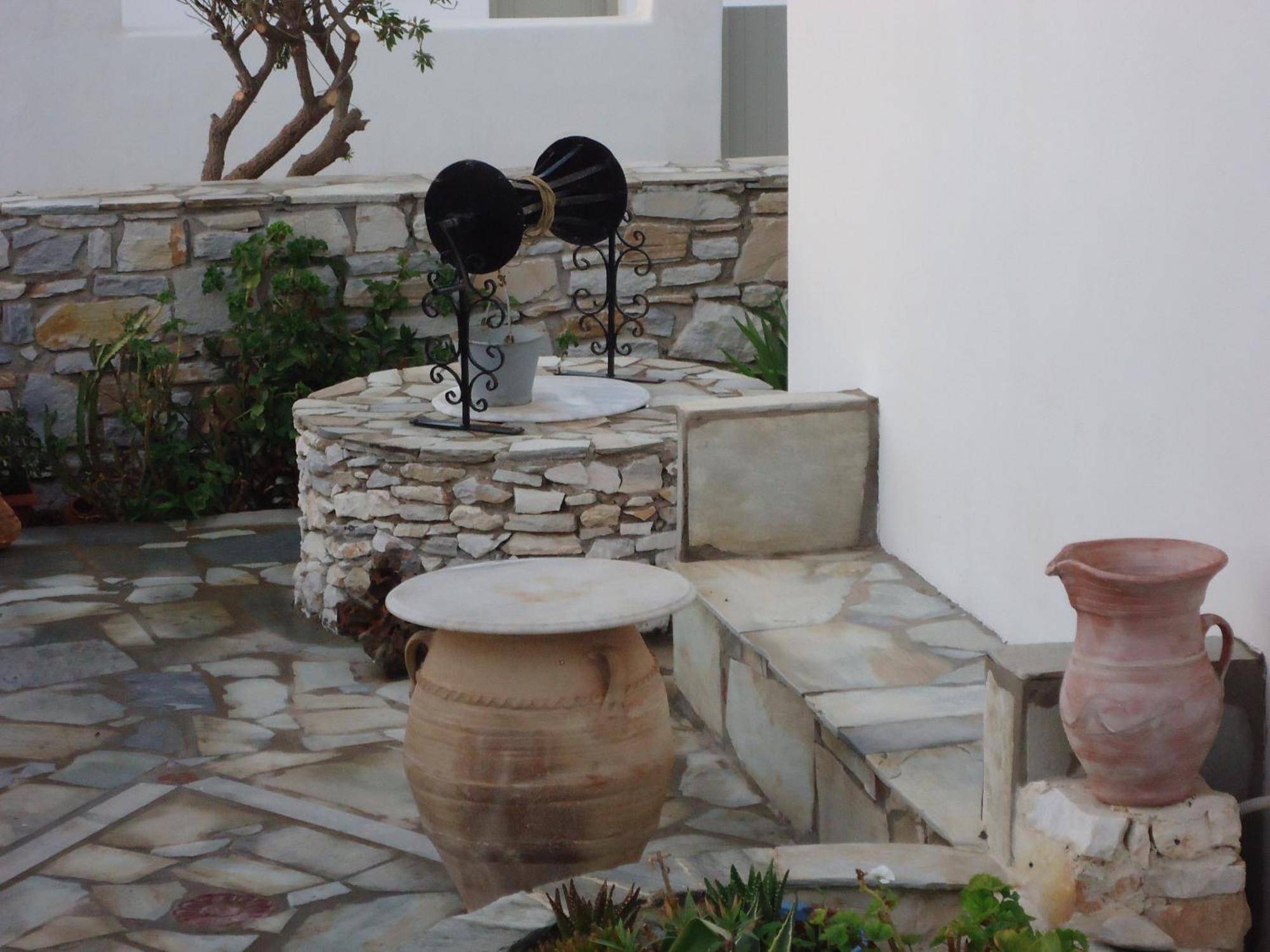 Vavanos Studios Naoussa Exterior foto